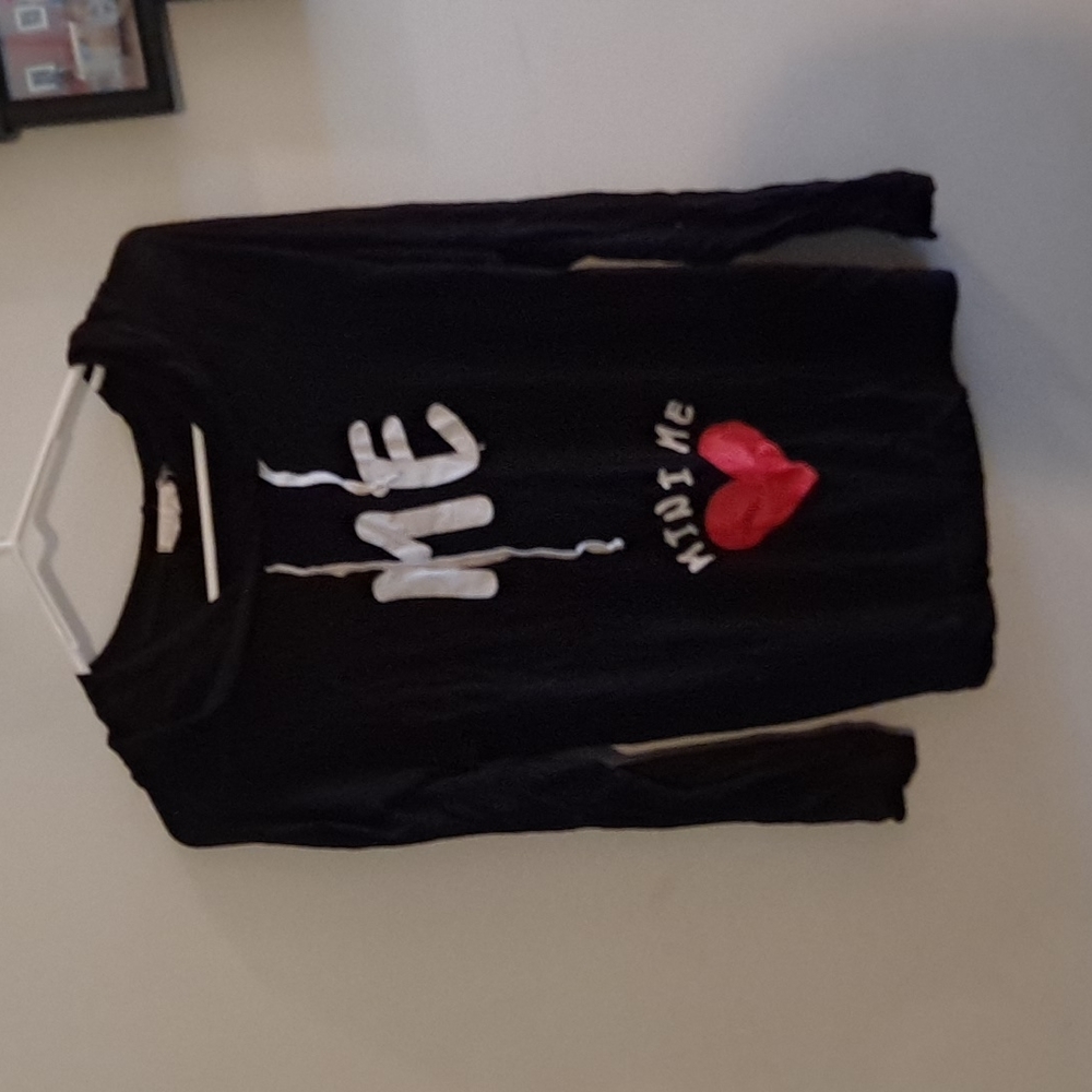 Maternity long sleeve super comfy with hood